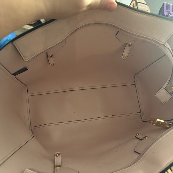 Michael Kors purse - Picture 2 of 4